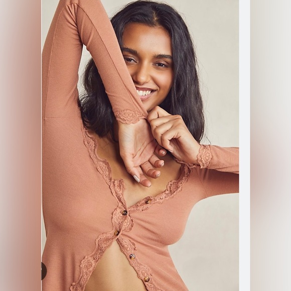 NWT Free People Keep It Simple Long Sleeve Top Jiggy With It Green Sz M - Picture 7 of 9